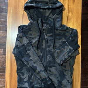 Prana camo hoodie
